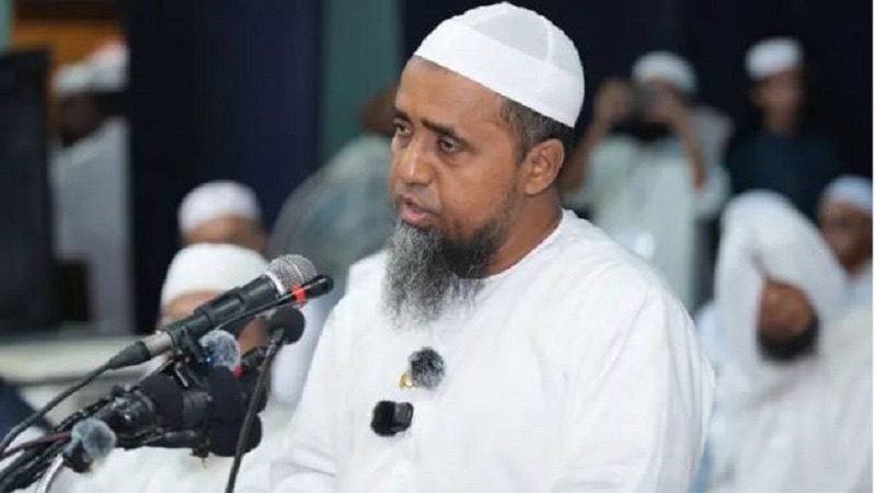 পূজায় নিরাপত্তা দেওয়া রাষ্ট্রের দায়িত্ব, তবে এতে অংশ নিলে ঈমান থাকবে না: জাতীয় মসজিদের খতিব